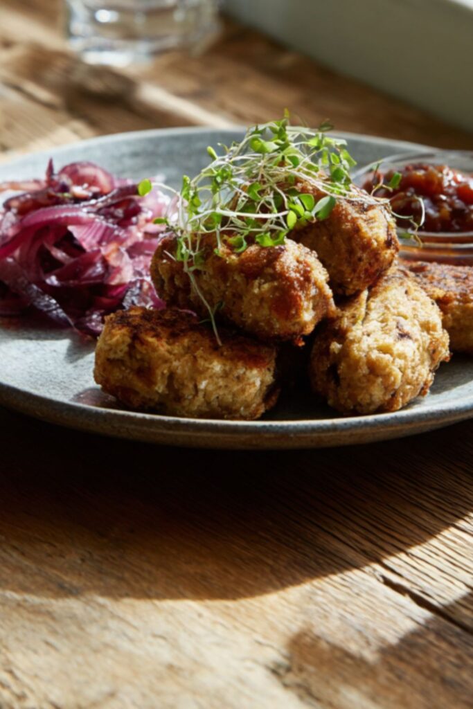 Hairy Bikers​ Glamorgan Sausage Recipe